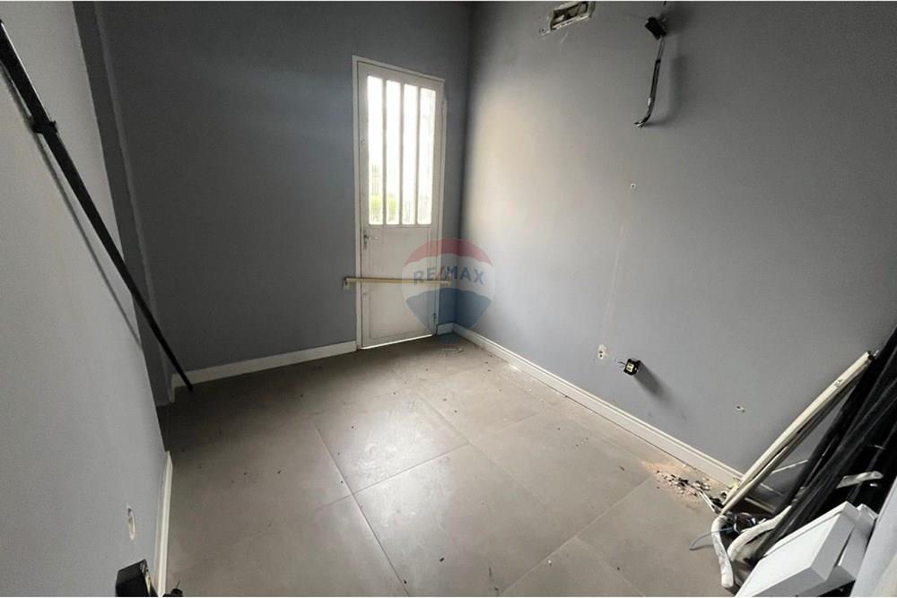 Ponto Comercial/ Loja - Alugar - Santa Maria , Rio Grande do Sul - WhatsApp Image 2025-05-26 at 16.41.40 (5).jpeg - 610451013-86