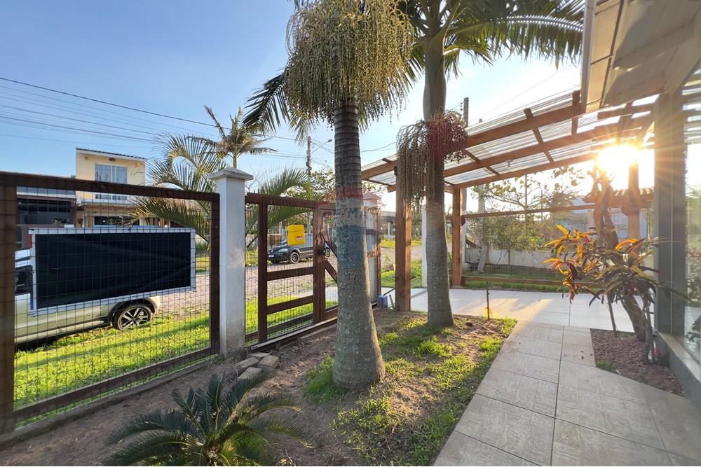 Sobrado - Venda - Capão da Canoa , Rio Grande do Sul - WhatsApp Image 2025-08-18 at 14.58.46 (2).jpeg - 612731017-70