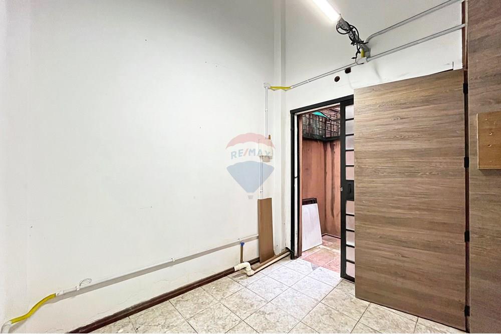 Ponto Comercial/ Loja - Venda - Porto Alegre , Rio Grande do Sul - IMG_1509.JPG - 610101007-36