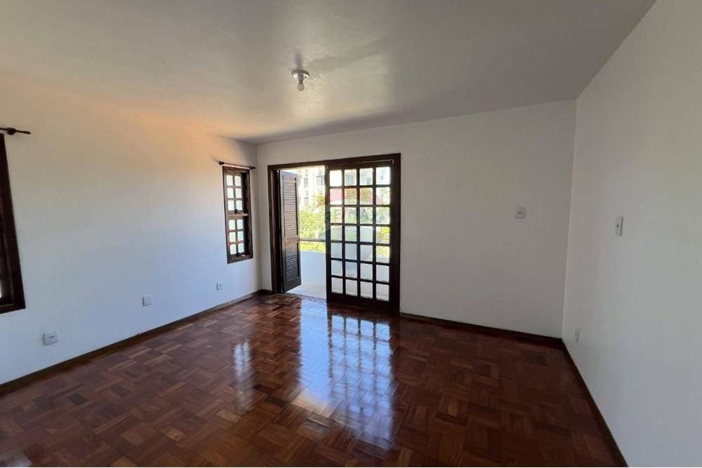 Casa - Alugar - Santa Maria , Rio Grande do Sul - 3e9ce73c-f026-478d-b6c7-aecdcd537292.jpg - 610471003-42