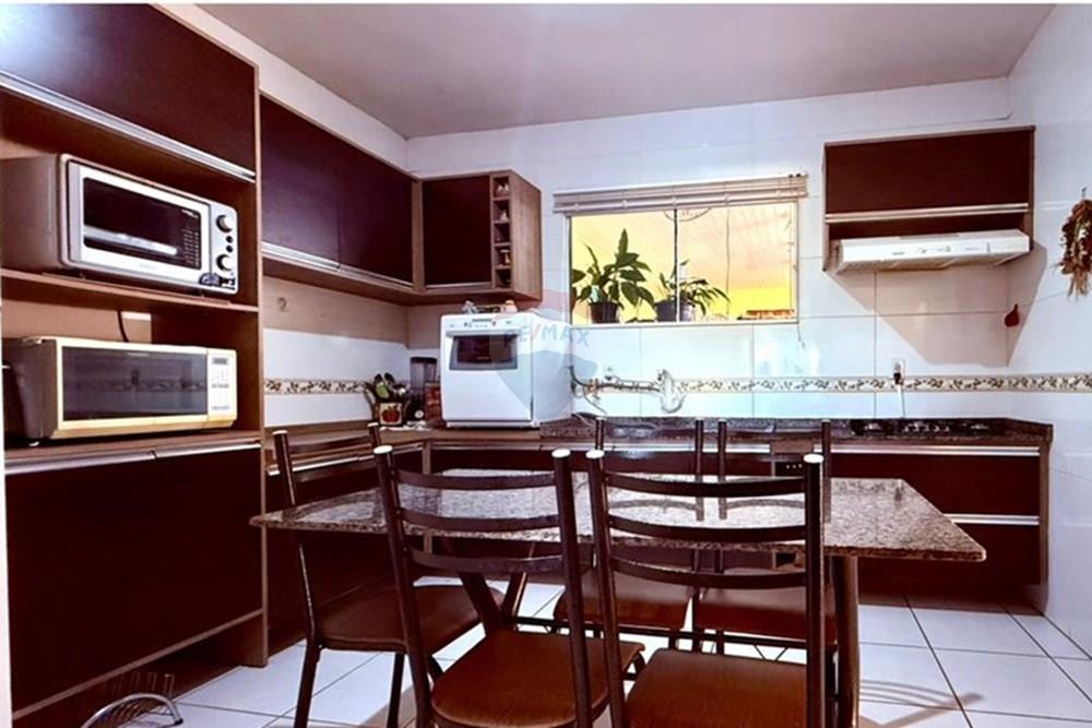 Casa - Venda - Carazinho , Rio Grande do Sul - Imagem do WhatsApp de 2025-10-28 à(s) 11.40.07_2c2289a1.jpg - 612701046-26