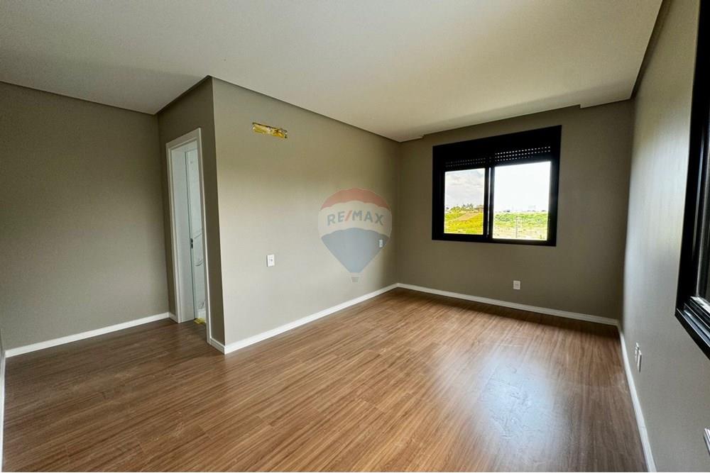 Casa - Venda - Passo Fundo , Rio Grande do Sul - WhatsApp Image 2025-01-13 at 13.38.22 (1).jpeg - 610271050-49