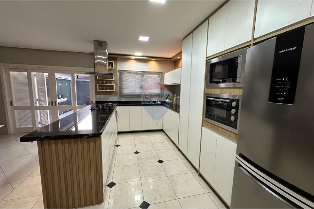 Casa - Venda - Sapiranga , Rio Grande do Sul - WhatsApp Image 2025-09-24 at 16.03.462.jpeg - 612511062-10