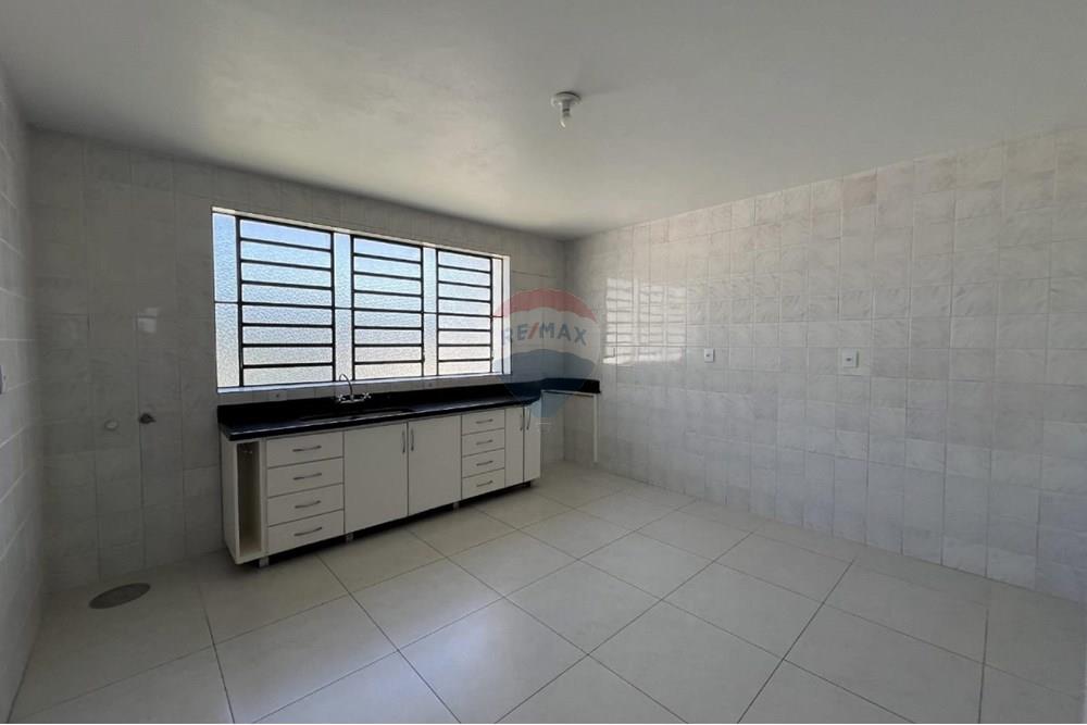 Casa - Alugar - Santa Maria , Rio Grande do Sul - ace0bdbf-ecb6-4f24-a1f6-3726a2a15989.jpg - 610471003-42