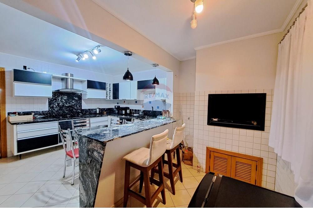 Casa - Venda - Passo Fundo , Rio Grande do Sul - c22c4ce0-d5c7-4a77-831c-3d48ae076364.jpg - 610351071-17