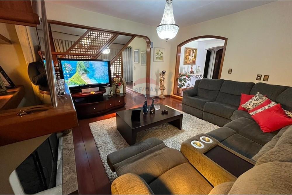 Casa - Alugar - Passo Fundo , Rio Grande do Sul - WhatsApp Image 2024-10-15 at 15.55.10-3.jpeg - 610271092-276