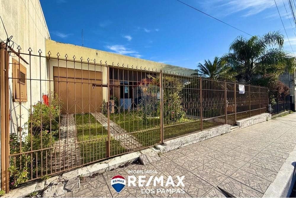 Casa - Venda - São Gabriel , Rio Grande do Sul - b0377aed-d080-47ce-95be-dd5ee156f121.jpeg - 612631028-21