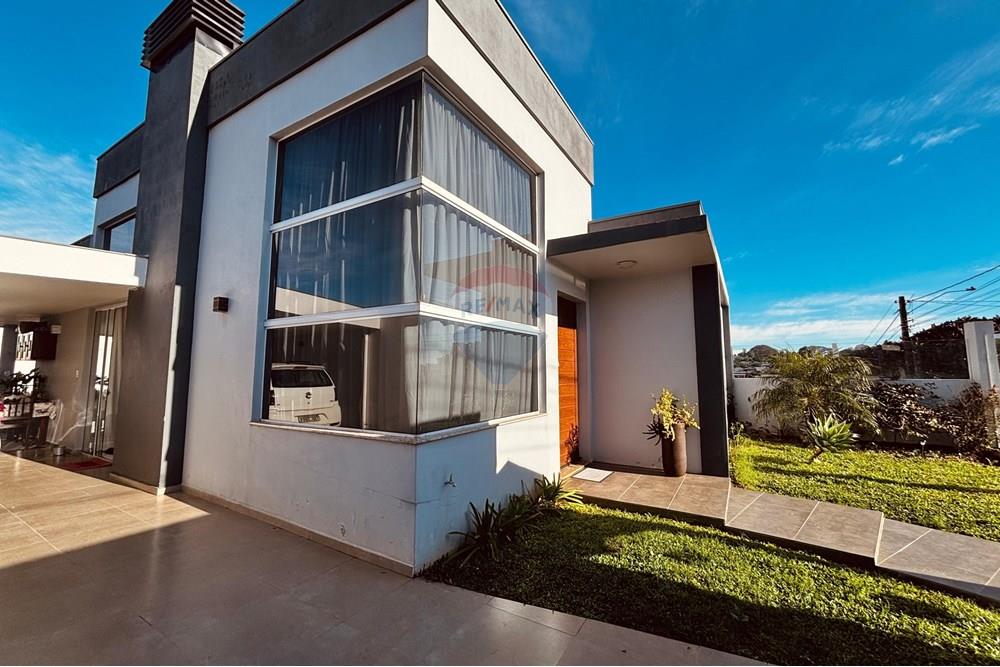 Casa - Venda - Carazinho , Rio Grande do Sul - 5026e148-a79e-4b33-8f21-506b76a359d3.jpg - 612701042-54