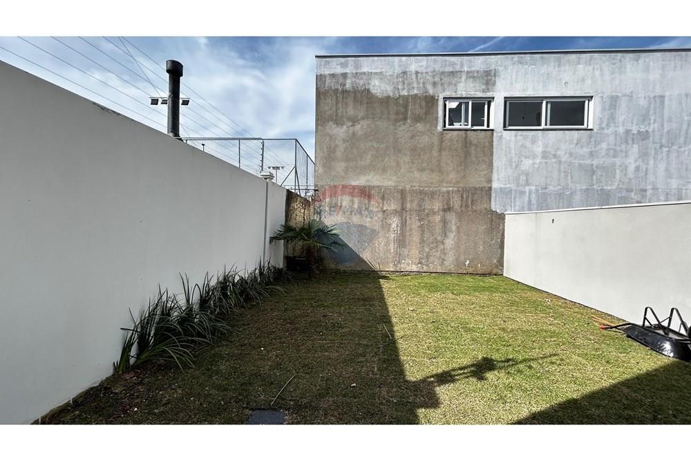 Sobrado - Venda - Canoas , Rio Grande do Sul - 7fabce6a-97dd-45f1-b4fd-f10b7f4b4242.jpg - 610241040-2