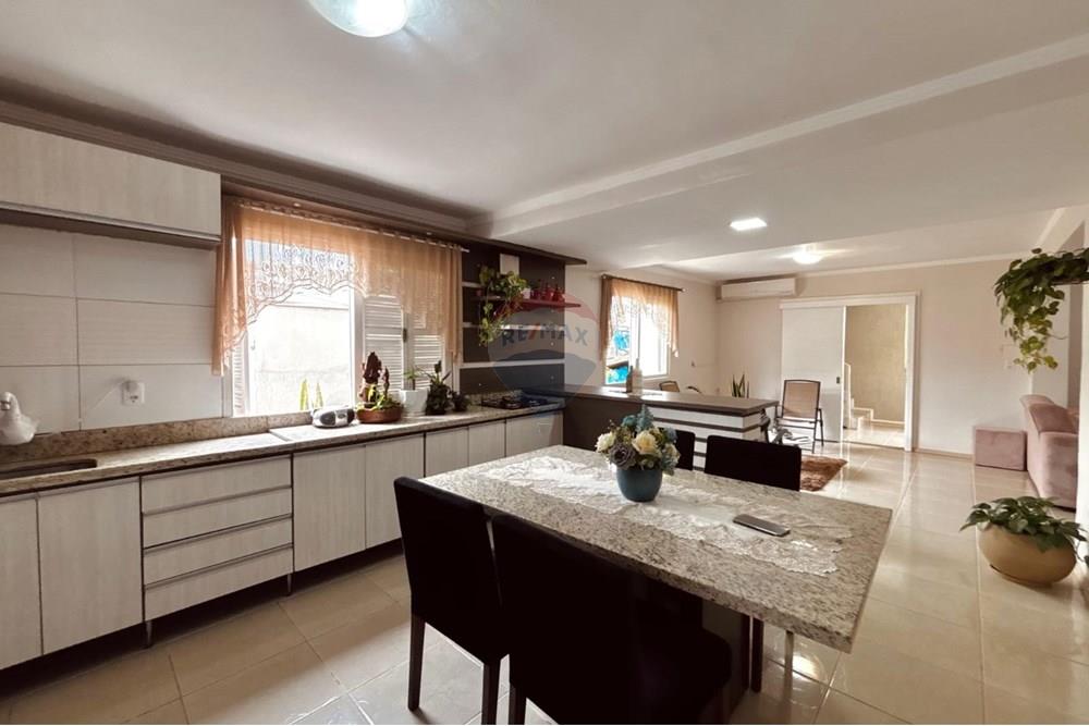 Casa - Venda - Carazinho , Rio Grande do Sul - f25406f1-85aa-41cd-8978-f60a752966b1.jpg - 612701055-6