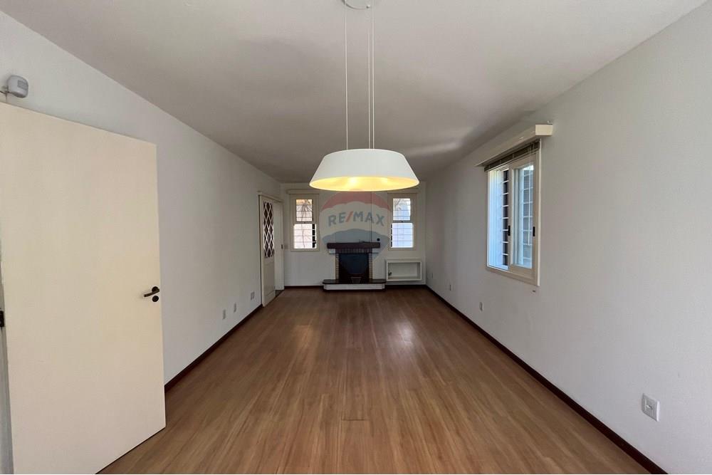 Casa - Venda - Santa Cruz do Sul , Rio Grande do Sul - WhatsApp Image 2025-10-21 at 19.11.06.jpeg - 612741028-39