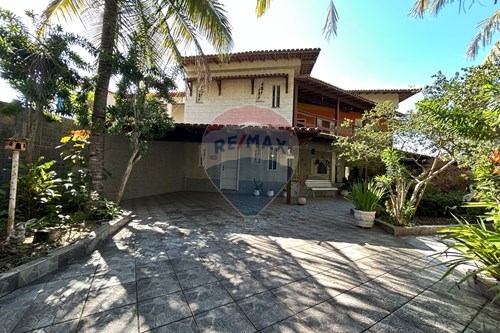 Venda-Casa-Rua Lazaro Sibiem , S/N  - Igreja Assembléia de Deus  - Parati , Anchieta , Espírito Santo , 29230000-620181017-1