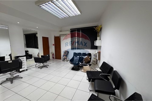 Alugar-Cj. Comercial/ Sala-Rua Moacir Avidos , 189  - Praia do Canto , Vitória , Espírito Santo , 29055350-620241003-2