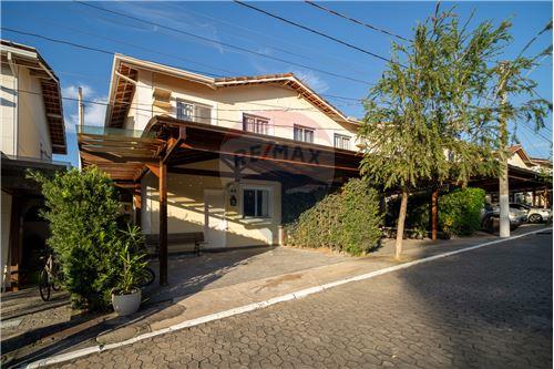 Venda-Duplex-Avenida Copacabana , 708  - Morada de Laranjeiras , Serra , Espírito Santo , 29166820-620221006-6