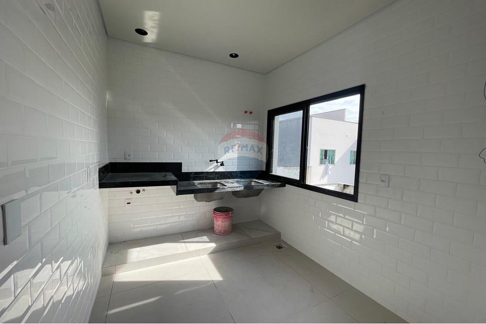 Casa - Venda - Vila Velha , Espírito Santo - WhatsApp Image 2025-06-06 at 10.30.23 (1).jpeg - Despensa - 620171059-1