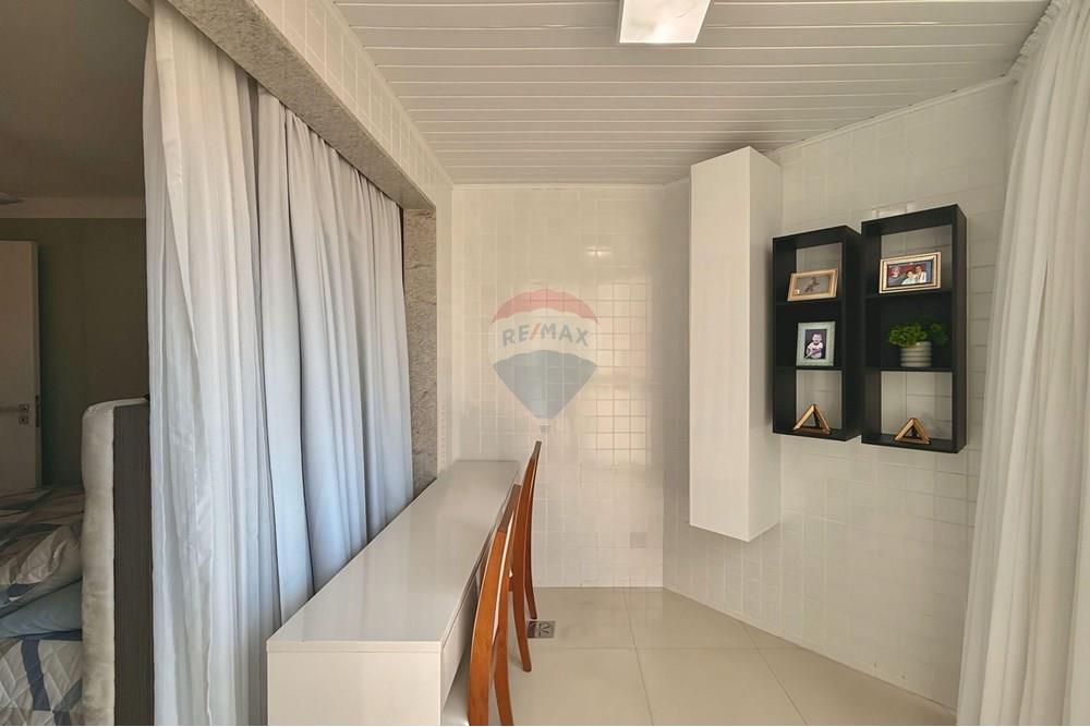 Apartamento - Venda - Guarapari , Espírito Santo - 23bba07b-3ce8-4fca-b363-d0bac74b76a4.JPG - Varanda - 620081032-7