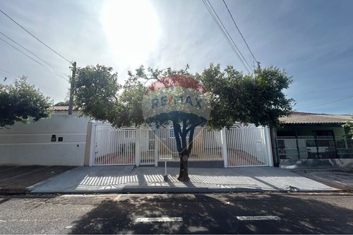 Venda-Casa-Eldorado , São José do Rio Preto , São Paulo , 15043-090-631381028-12