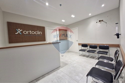 Alugar-Ponto Comercial/ Loja-Chácara Floresta , Botucatu , São Paulo , 18603550-630111100-3