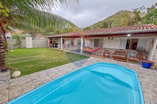 Venda-Casa-Rua Sebastião Eduardo de Moraes , 568  - Esquina  - Enseada , São Sebastião , São Paulo , 11602310-631571018-5