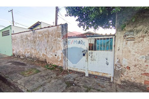 Venda-Casa-Rua Delphim da Graça Cardoso , 180  - Vila Mariana , Botucatu , São Paulo , 18601097-630481103-122