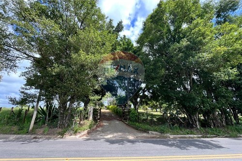Venda-Chácara / Sítio / Fazenda-estrada Celso Charuri ( estrada Jundiaquara ) , cx 168  - Sitio Morada do Sol  - Jundiaquara , Araçoiaba da Serra , São Paulo , 18190000-630591061-99