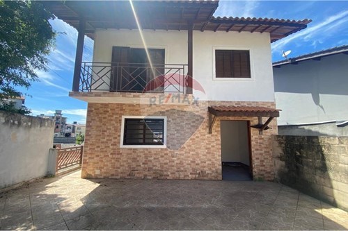 Venda-Casa-Rua Tsugye Imanisse , 102  - próximo ao bombeiro  - Center Ville , Arujá , São Paulo , 07401130-631491012-15