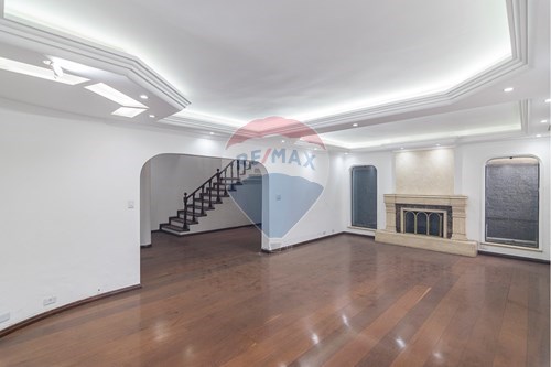 Venda-Sobrado-Rua Ribeiro Guimarães , 43  - Escola SENAI A. Jacob Lafer  - Vila Alzira , Santo André , São Paulo , 09195340-631341001-6