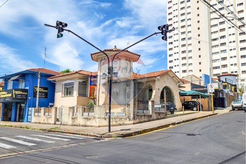 Venda-Casa-Centro , Botucatu , São Paulo , 18600101-630481094-58
