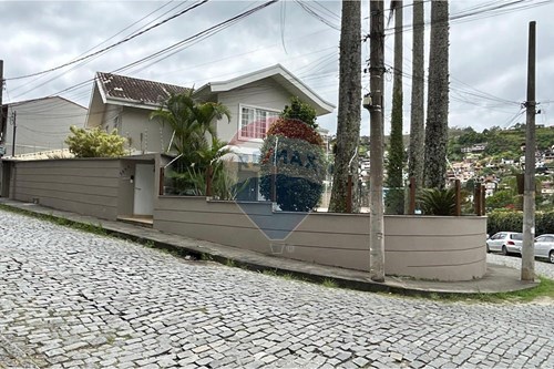 Venda-Casa-rua benjamin constant , 1664  - Jardim Ouro Preto , Nova Friburgo , Rio de Janeiro , 28633000-630551055-82