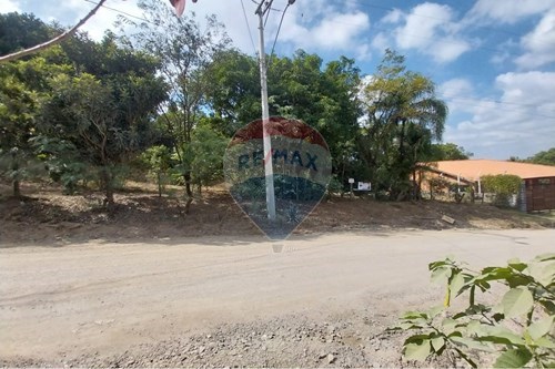 Venda-Terreno-Rua das Laranjeiras , 12  - Quintas de Pirapora II , Salto de Pirapora , São Paulo , 18160000-631181023-46