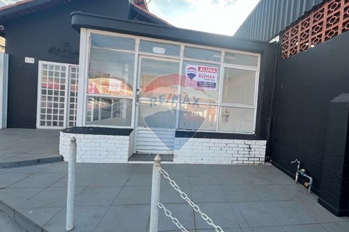 Alugar-Ponto Comercial/ Loja-Centro , Botucatu , São Paulo , 18600020-630481023-2
