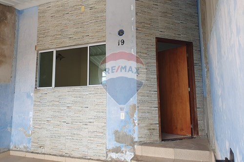 Venda-Casa-Rua Padre José de Anchieta , 19  - Terras de São João , Salto de Pirapora , São Paulo , 18162514-631181026-65