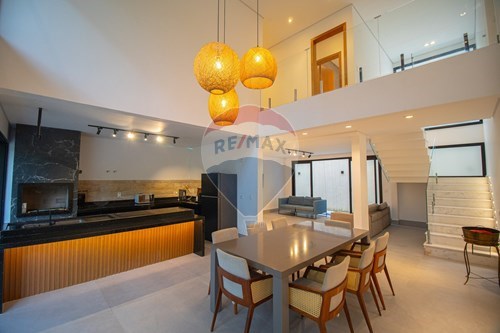 Venda-Casa-Rua Domício da Gama , 55  - Juquehy , São Sebastião , São Paulo , 11622627-631461006-35