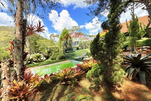 Venda-Casa de Campo-Rio Grande de Cima , s/n  - Na estrada que vai para o Manoel do Queijo  - Riograndina , Nova Friburgo , Rio de Janeiro , 28630-000-630551016-152