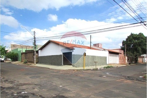 Venda-Casa-Rua Maria da Graça Bueno Martins , 79  - Vila Carolina , Bauru , São Paulo , 17032570-631401022-24
