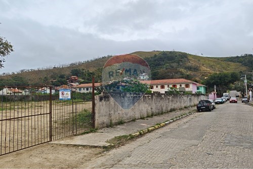 Alugar-Terreno-Benedito Ramos dos Santos , 90  - rua do posto de gasolina Praia Preta  - Centro , São Sebastião , São Paulo , 11611651-631461059-25