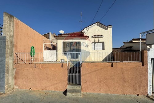 Venda-Casa-Rua Maria Esméria , 279  - Em frente a sorveteria União  - Ribeiro , Lins , São Paulo , 16401043-631011035-22