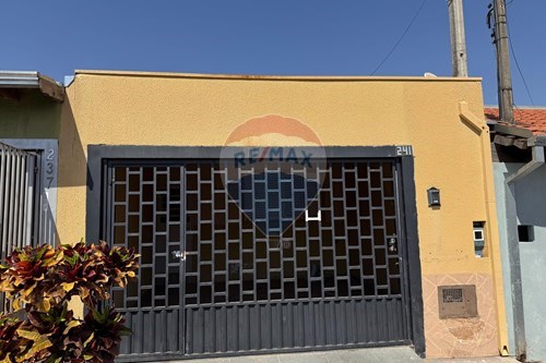 Venda-Casa-Rua São Salvador , 241  - Próximo a Newdrop  - Vila São Benedito , Lins , São Paulo , 16401085-631011035-25