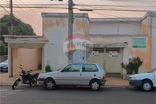 Venda-Casa-Rua Guaianazes , 1376  - Centro , Tupã , São Paulo , 17600390-630151002-137