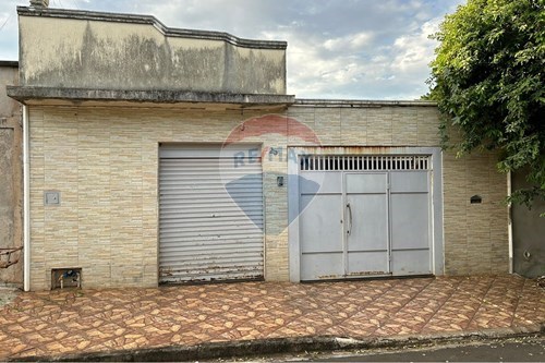 Venda-Casa-Rua João Custódio , 25  - Próximo a Esquina  - Birigui , São Paulo , 16203219-630851049-7