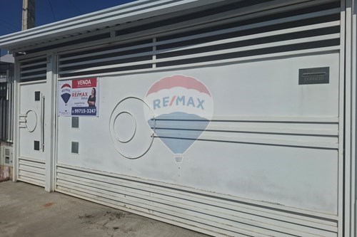 Venda-Casa-Rua Dolores Gonçalves Farrapo , 196  - Jardim São Carlos , Salto de Pirapora , São Paulo , 18162870-631181026-68