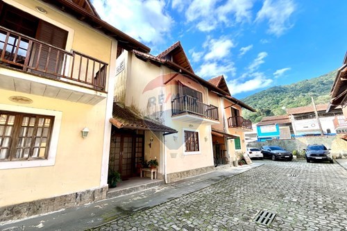 Venda-Casa de Condomínio-Rua Vital Brasil , 275  - Condominio Village Frei Memoria  - São Sebastião , Petrópolis , Rio de Janeiro , 25645705-630131012-168
