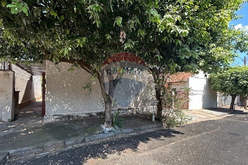 Venda-Casa-Rua Armando Sáles de Oliveira , 48  - Vila Ercília , São José do Rio Preto , São Paulo , 15013040-631381002-127