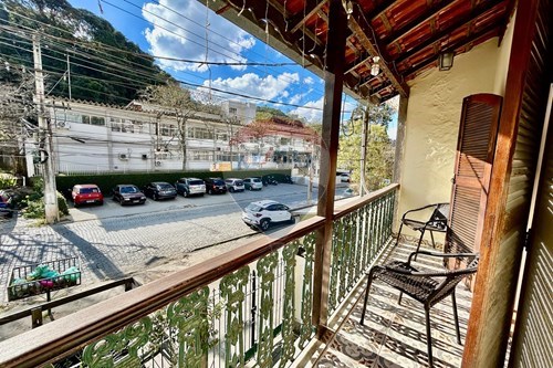 Venda-Casa-RUA  TERESOPOLIS , 239  - EM FRENTE AO SESI  - Vila Amélia , Nova Friburgo , Rio de Janeiro , 28625530-630551055-102