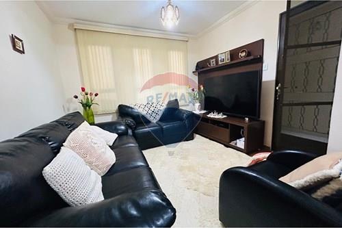 Venda-Sobrado-Rua Santa Efigênia , 1261  - há 200 metros da Av. Japão  - Jardim Universo , Mogi das Cruzes , São Paulo , 08740400-631251047-92