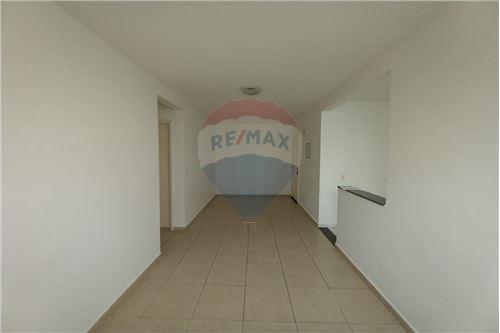 Apartamento - Alugar - Botucatu , São Paulo - 5 - 630111016-275