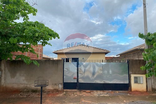 Venda-Casa-Rua João Batista Ansaneli , 245  - Residencial Santana , Lins , São Paulo , 16401535-631011035-3