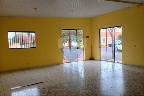 Alugar-Cj. Comercial/ Sala-Rua Iguassu , 2251  - de esquina com a rua Espirito Santos  - Vila Mineira , Andradina , São Paulo , 16901310-631201049-22