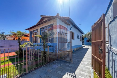 Venda-Casa-Rua Giácomo Sortino , 86  - Mc Donald's  - Centro , Ribeirão Pires , São Paulo , 09400400-631371003-102