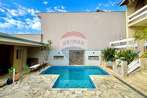 Venda-Sobrado-Rua Sete de Setembro , 437  - Conjunto Habitacional Brás Cubas , Mogi das Cruzes , São Paulo , 08710-650-631531014-7